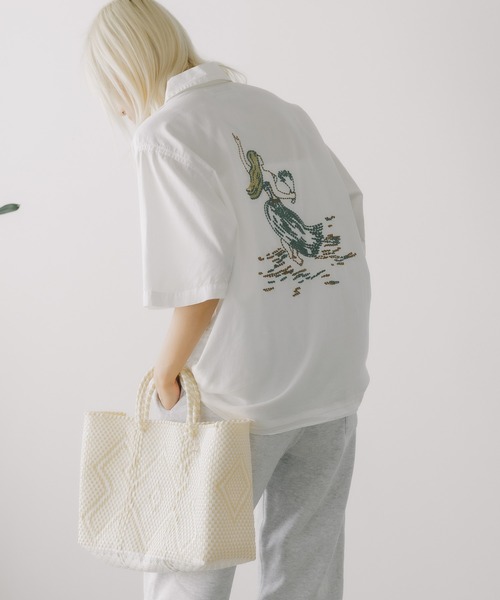 REMI RELIEF(レミレリーフ)の「REMI RELIEF/レミレリーフ コットンシルク アロハシャツS/S(刺繍:フラガール)(シャツ/ブラウス・メンズ・オフホワイト/サックスブルー/ネイビー・M/L/XL)」の22枚目の写真