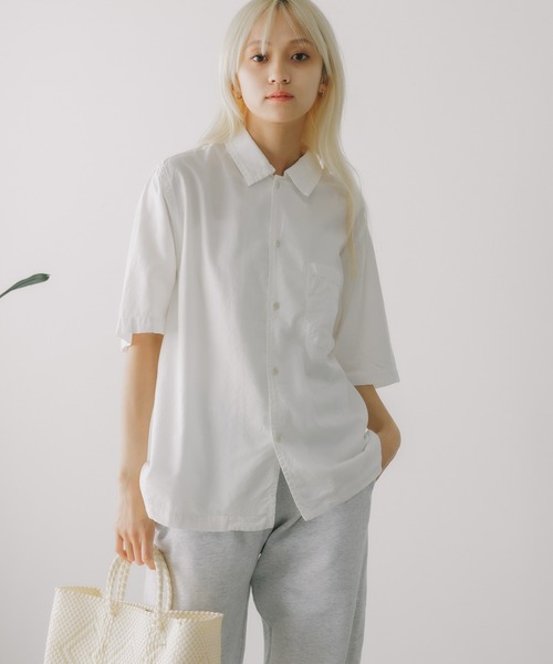 REMI RELIEF(レミレリーフ)の「REMI RELIEF/レミレリーフ コットンシルク アロハシャツS/S(刺繍:フラガール)(シャツ/ブラウス・メンズ・オフホワイト/サックスブルー/ネイビー・M/L/XL)」の20枚目の写真