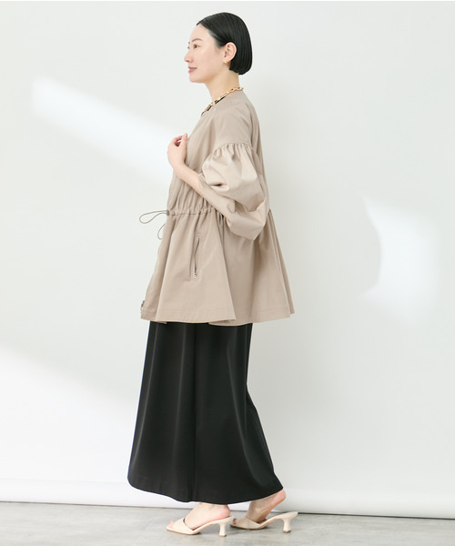 VERMEIL par iena(ヴェルメイユパーイエナ)の「ノーカラーギャザーZIPブルゾン(その他アウター・レディース・ブラック/モカ・FREE)」の8枚目の写真