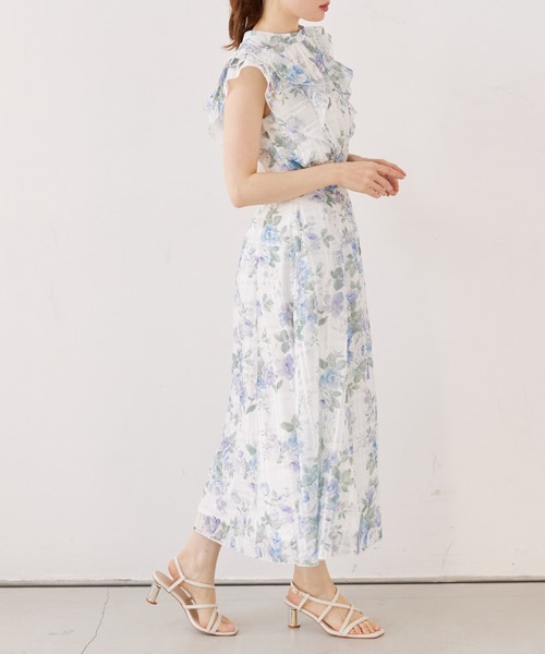 tocco closet(トッコ クローゼット)の「ガーデンローズプリントシアーチェックフリルブラウス(シャツ/ブラウス・レディース・ブルー/ピンク・M)」の6枚目の写真