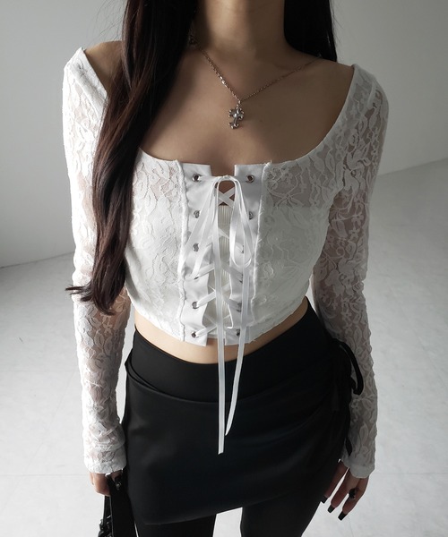 me+em select(ミームセレクト)の「【 2color 】レースアップコルセットリボンショートレーストップス / laceup corset ribbon short lace tops(その他トップス・レディース・ホワイト/ブラック・SMALL)」の10枚目の写真