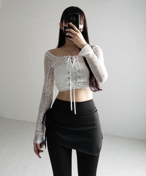 me+em select(ミームセレクト)の「【 2color 】レースアップコルセットリボンショートレーストップス / laceup corset ribbon short lace tops(その他トップス・レディース・ホワイト/ブラック・SMALL)」の15枚目の写真