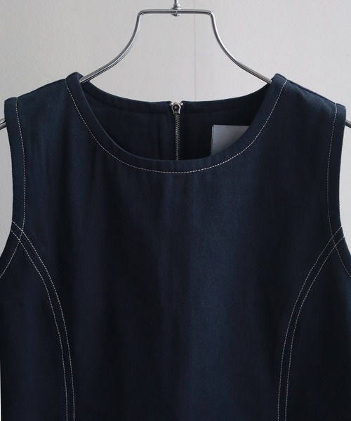 NOGLE（ノグル）の「【NOGLE/ノグル】ステッチノースリートップス（タンクトップ・レディース・ネイビー/アイボリー・FREE）」の4枚目の写真