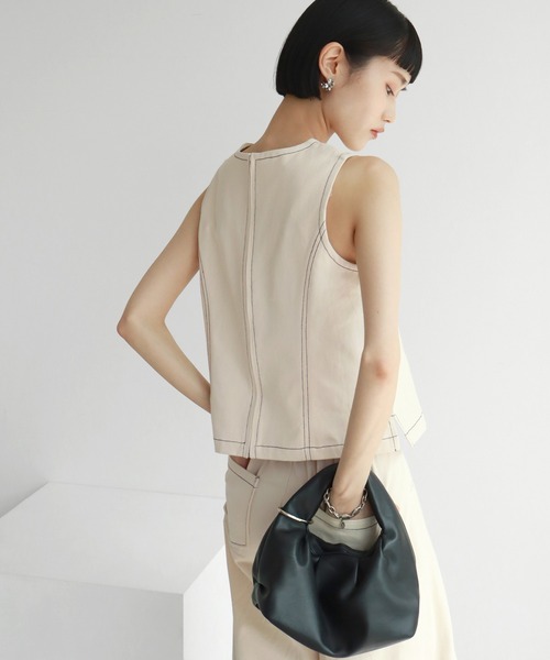 NOGLE（ノグル）の「【NOGLE/ノグル】ステッチノースリートップス