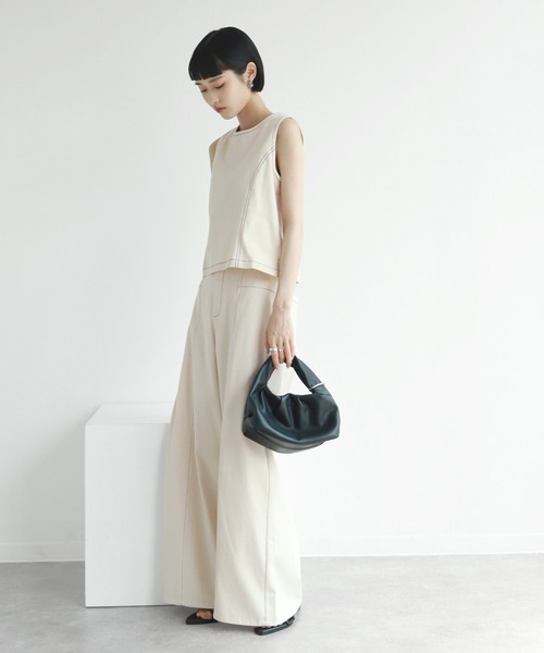 NOGLE（ノグル）の「【NOGLE/ノグル】ステッチノースリートップス（タンクトップ・レディース・ネイビー/アイボリー・FREE）」の22枚目の写真