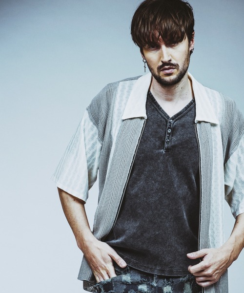 NO ID.(ノーアイディ)の「【NO ID.】Changing Knit Sheer Big Shirt Blouson / チェンジング ニット シアー ビッグ シャツ ブルゾン(シャツ/ブラウス・メンズ・グレー/ブラック/ブラウン・ONE SIZE)」の7枚目の写真