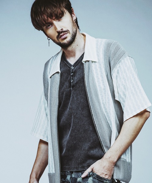 NO ID.(ノーアイディ)の「【NO ID.】Changing Knit Sheer Big Shirt Blouson / チェンジング ニット シアー ビッグ シャツ ブルゾン(シャツ/ブラウス・メンズ・グレー/ブラック/ブラウン・ONE SIZE)」の4枚目の写真