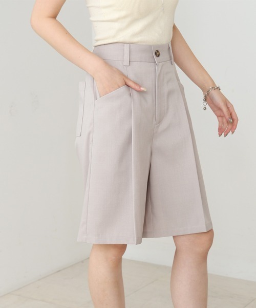 Bab(バブ)の「タックデザインハーフパンツ(その他パンツ・レディース・ホワイト系その他/ブラック・M)」の9枚目の写真