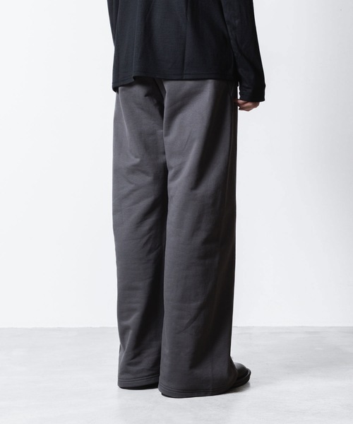 ATTACHMENT（アタッチメント）の「コットン ストレッチテリー 3Dワイドトラウザーズ / CO STRECH TERRY 3D WIDE TROUSERS（スウェットパンツ・メンズ・ブラック/ライトグレー/ダークグレー・3/2/1）」の8枚目の写真