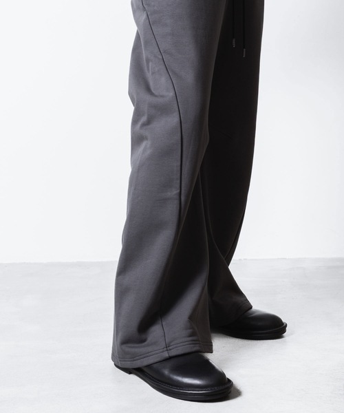 ATTACHMENT（アタッチメント）の「コットン ストレッチテリー 3Dワイドトラウザーズ / CO STRECH TERRY 3D WIDE TROUSERS（スウェットパンツ・メンズ・ブラック/ライトグレー/ダークグレー・3/2/1）」の11枚目の写真