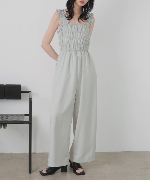 LIAN（リアン）の「フリルオールインワン（つなぎ/オールインワン・レディース・ブラウン/ベージュ/ブラック/アイボリー・FREE）」の2枚目の写真