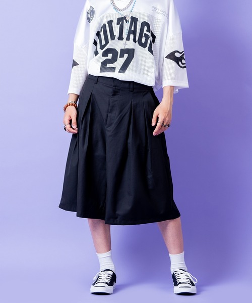 a.p.o.v.(エーピーオービー)の「a.p.o.v. スーパーワイド2タックスラックスハーフパンツ(スラックス・メンズ・グレー/ブラック・ONESIZE)」の6枚目の写真