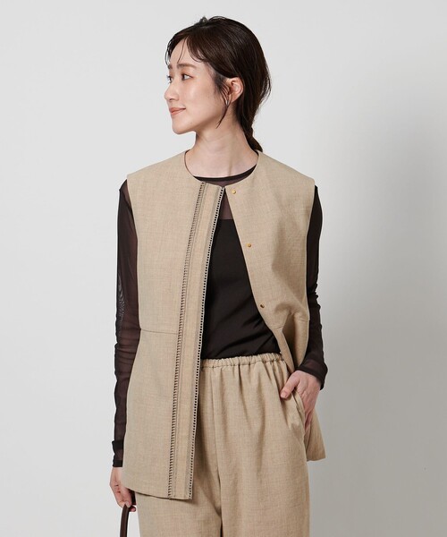 UNITED ARROWS(ユナイテッドアローズ)の「Spiree Asami ベスト(テーラードジャケット・レディース・ナチュラル/オフホワイト/ダークグレー・36/38)」の4枚目の写真
