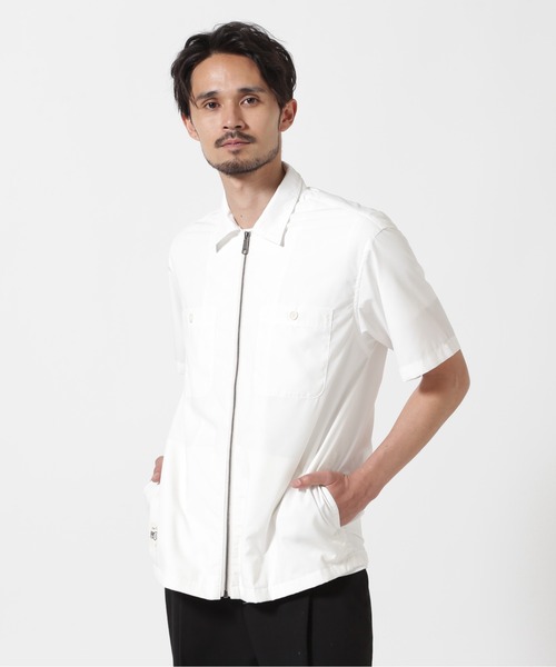 AVIREX（アヴィレックス）の「《WEB&DEPOT限定》ZIP UP WORK SHIRT "25" / ジップアップ ワーク半袖シャツ / AVIREX / アヴィレックス（シャツ/ブラウス・メンズ・ネイビー/ホワイト/オリーブ・MEDIUM/LARGE/X-LARGE/XX-LARGE）」の4枚目の写真