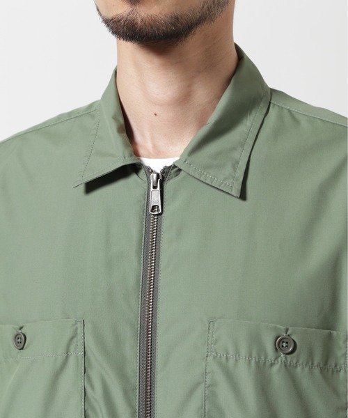 AVIREX（アヴィレックス）の「《WEB&DEPOT限定》ZIP UP WORK SHIRT "25" / ジップアップ ワーク半袖シャツ / AVIREX / アヴィレックス（シャツ/ブラウス・メンズ・ネイビー/ホワイト/オリーブ・MEDIUM/LARGE/X-LARGE/XX-LARGE）」の21枚目の写真