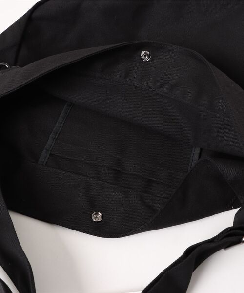KANGOL(カンゴール)の「【 KANGOL / カンゴール 】 ビッグ キャンバス ショルダーバッグ(ショルダーバッグ・メンズ・オフホワイト/ホワイト系その他/ブラック・FREE)」の6枚目の写真