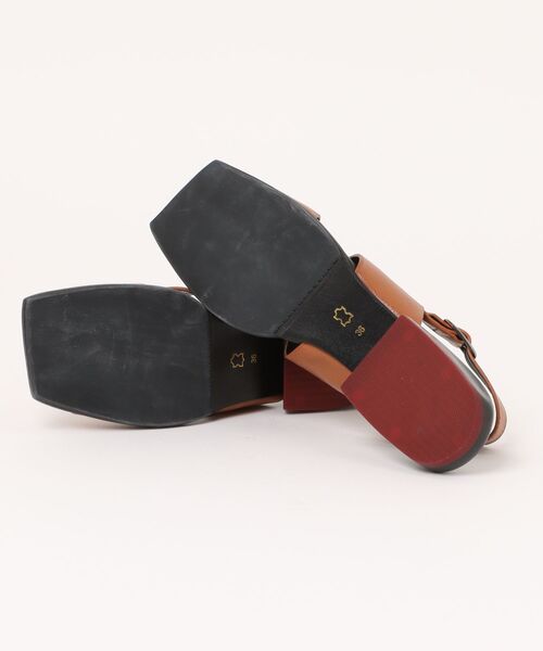 yuko imanishi +(ユウコイマニシプラス)の「yuko imanishi+ ユウコ イマニシ バックバンドサンダル(サンダル・レディース・ブラウン・36)」の3枚目の写真