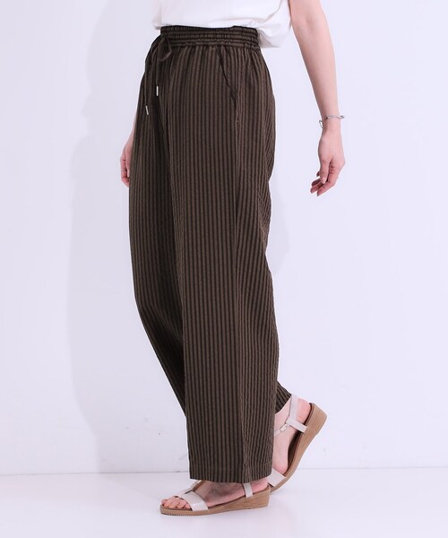 Cutie Blonde(キューティーブロンド)の「【セットアップ可能/ひんやり/吸水速乾】サッカーストライプイージーパンツ(その他パンツ・レディース・ブラウン系その他3/ネイビー系2/ブラック系2・03/02/01/04)」の10枚目の写真