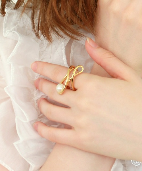 mic by Olu.(ミックバイオルドット)の「< ZOZOTOWN限定 >パール付きニュアンスリング(リング・レディース・ゴールド/シルバー・FREE)」の1枚目の写真