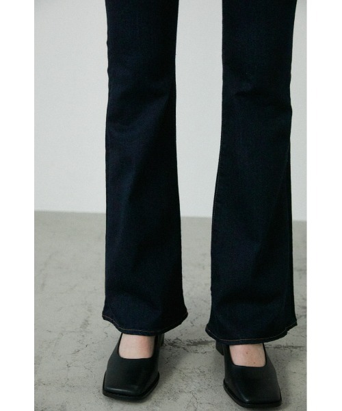HW Rebirth FLARE（デニムパンツ）｜MOUSSY（マウジー）のファッション