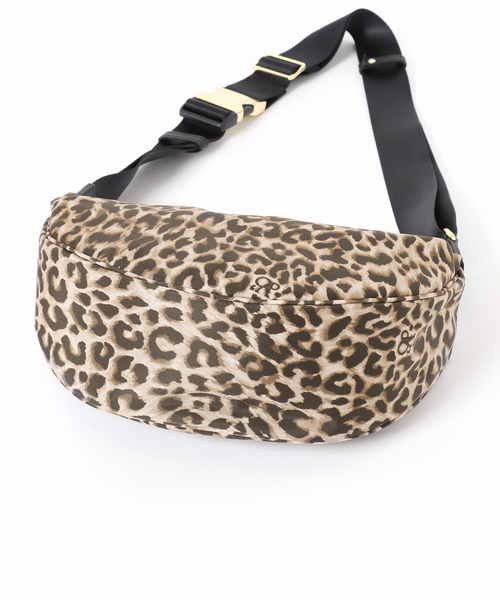 Spick & Span（スピックアンドスパン）の「《WEB限定》VIOLAd’ORO / ヴィオラドーロ BIANCAナイロンショルダー(レオパード)（ショルダーバッグ・レディース・キャメル・FREE）」の13枚目の写真