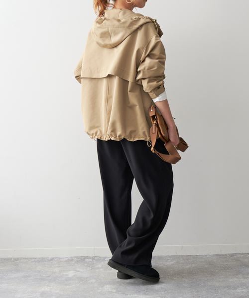 Spick & Span（スピックアンドスパン）の「《WEB限定 / 追加》撥水マウンテンパーカー（マウンテンパーカー・レディース・ベージュ/ブラック・36/38）」の18枚目の写真