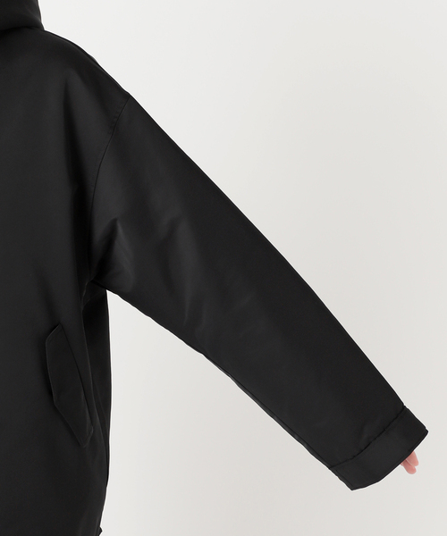 Spick & Span（スピックアンドスパン）の「《WEB限定 / 追加》撥水マウンテンパーカー（マウンテンパーカー・レディース・ベージュ/ブラック・36/38）」の22枚目の写真