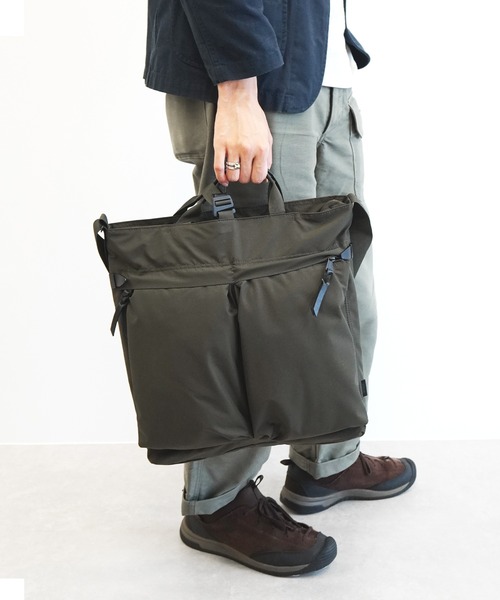UNTRACK(アントラック)の「UNTRACK CITY/3LS トートバッグ ショルダーバッグ 60374(トートバッグ・メンズ・ブラック/カーキ/ベージュ・FREE)」の1枚目の写真