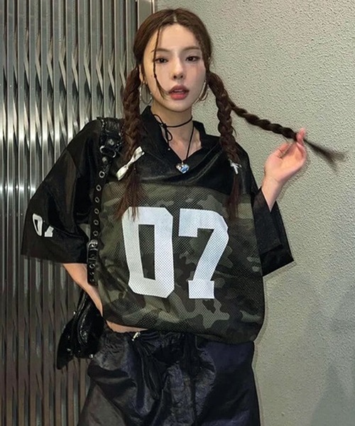 VIBGYOR（ヴィブジョー）の「【lulufa】メッシュ切り替えナンバリングゲームシャツ(CZ)（Tシャツ/カットソー・レディース・ブラック・LARGE/MEDIUM）」の3枚目の写真