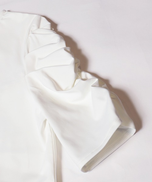 coca（coca）（コカ）の「シルキータッチ袖ギャザートップス（Tシャツ/カットソー・レディース・ホワイト/ブラック・M/L/S）」の3枚目の写真