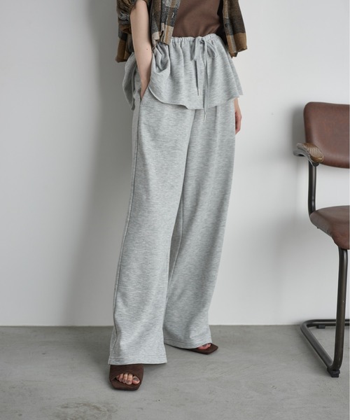 THE YOn(ザヨン)の「フリルベルト付きスウェットイージーパンツ(スウェットパンツ・レディース・グレー/ピンク/カーキブラウン・FREE)」の6枚目の写真