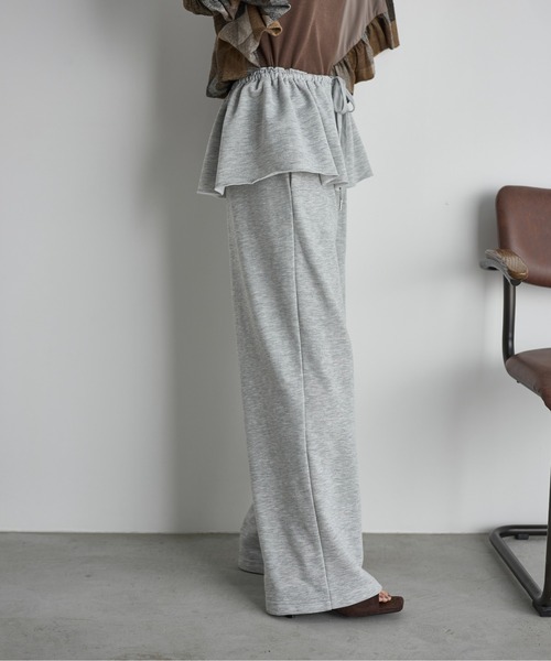 THE YOn(ザヨン)の「フリルベルト付きスウェットイージーパンツ(スウェットパンツ・レディース・グレー/ピンク/カーキブラウン・FREE)」の7枚目の写真