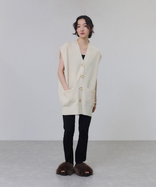 ADAM ET ROPE'（アダムエロペ）の「ボリュームファーサンダル（サンダル・レディース・ダークブラウン/ブラック・36/37/38）」の13枚目の写真