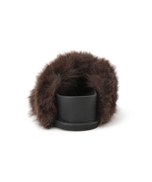 ADAM ET ROPE'（アダムエロペ）の「ボリュームファーサンダル（サンダル・レディース・ダークブラウン/ブラック・36/37/38）」の7枚目の写真