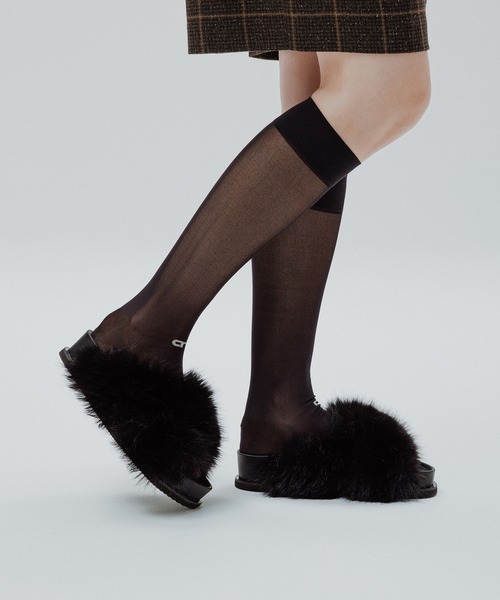 ADAM ET ROPE'（アダムエロペ）の「ボリュームファーサンダル（サンダル・レディース・ダークブラウン/ブラック・36/37/38）」の21枚目の写真