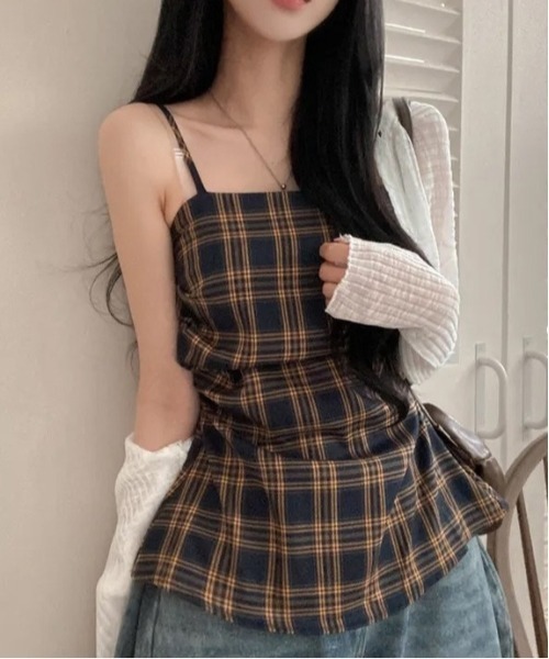 gossip!ロサンゼルス(ゴシップロサンゼルス)の「バックスモッキング チェックキャミソール(Tシャツ/カットソー・レディース・マルチ/ネイビー・FREE)」の1枚目の写真