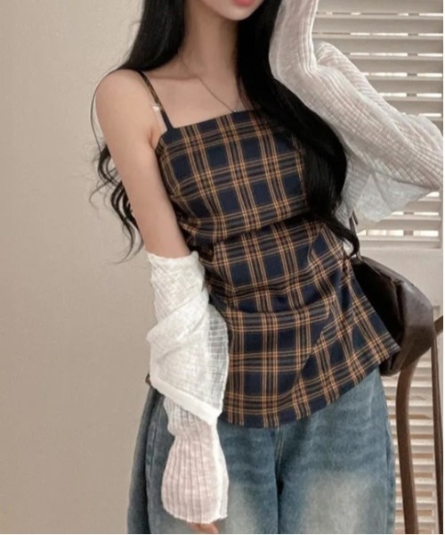 gossip!ロサンゼルス(ゴシップロサンゼルス)の「バックスモッキング チェックキャミソール(Tシャツ/カットソー・レディース・マルチ/ネイビー・FREE)」の12枚目の写真