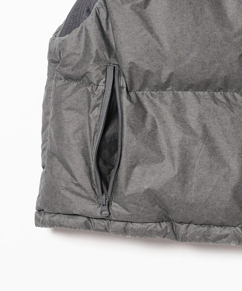 BEAMS（ビームス）の「ワイドフィット フェード ダウンベスト（ベスト・メンズ・グレー/オリーブ・XL/L/M/S）」の14枚目の写真