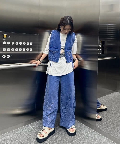 LACE DOCKING FADE DENIM PANTS（デニムパンツ）｜Ameri（アメリ