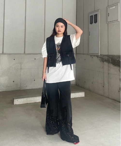 パンツ LACE DOCKING FADE DENIM PANTS LACE DOCKING FADE DENIM PANTS（デニムパンツ）｜Ameri（アメリ