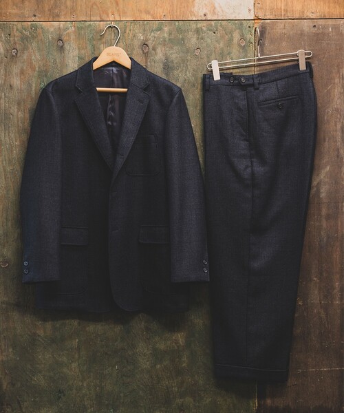 BEAMS PLUS（ビームスプラス）の「ダブルウィーブ ウール 3ボタンジャケット ボックスフィット（テーラードジャケット・メンズ・チャコールグレー/ネイビー・M/S/L）」の3枚目の写真
