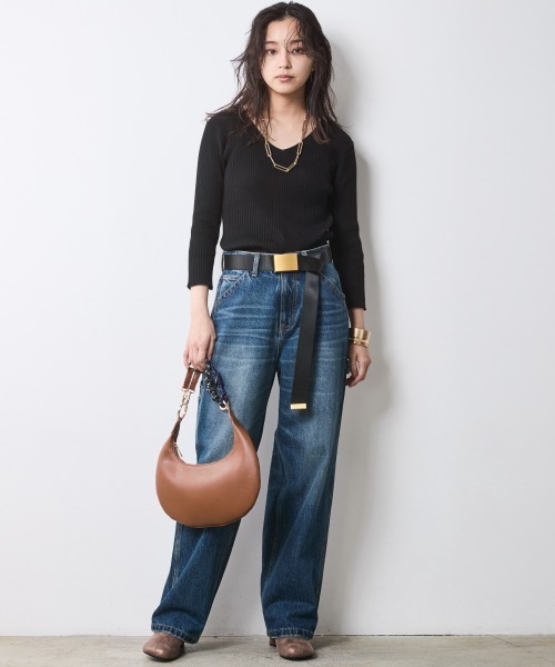 CHIC STYLE(シックスタイル)の「7分袖Vネックニットプルオーバー<大きいサイズ有>シックスタイル(ニット/セーター・レディース・グリーン系/ブラック/チャコールグレー・3L/L/LL/M/5L/4L)」の21枚目の写真
