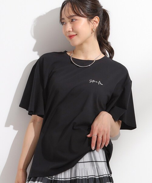 DRESKIP（ドレスキップ）の「【S-LL/ひんやり/二の腕カバー】華やかさをプラスする お袖フリルTシャツ（Tシャツ/カットソー・レディース・ベージュ系その他3/チャコールグレー/オフホワイト/ブラック系/ホワイト系7/グリーン系その他5・01/04/03/02）」の3枚目の写真