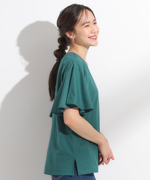 DRESKIP（ドレスキップ）の「【S-LL/ひんやり/二の腕カバー】華やかさをプラスする お袖フリルTシャツ（Tシャツ/カットソー・レディース・ベージュ系その他3/チャコールグレー/オフホワイト/ブラック系/ホワイト系7/グリーン系その他5・01/04/03/02）」の16枚目の写真