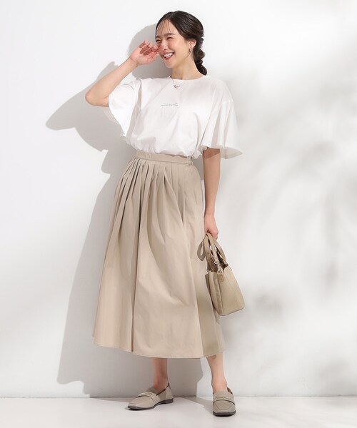 DRESKIP（ドレスキップ）の「【S-LL/ひんやり/二の腕カバー】華やかさをプラスする お袖フリルTシャツ（Tシャツ/カットソー・レディース・ベージュ系その他3/チャコールグレー/オフホワイト/ブラック系/ホワイト系7/グリーン系その他5・01/04/03/02）」の21枚目の写真