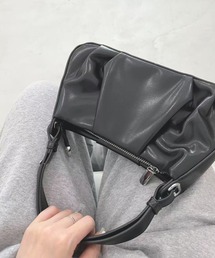 mebole（メボレ）の「ギャザースクエアハンドバッグ（ハンドバッグ）」