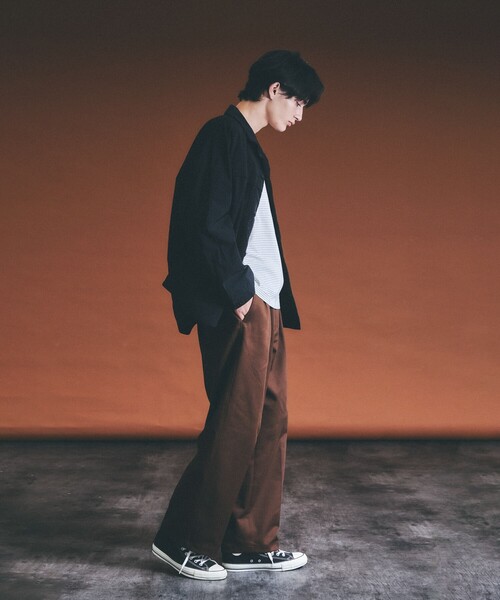 ABAHOUSE（アバハウス）の「2タック チノワイドパンツ / イージーパンツ（チノパンツ・メンズ・ブラウン/ブラック/オフホワイト/ベージュ・46/48）」の7枚目の写真