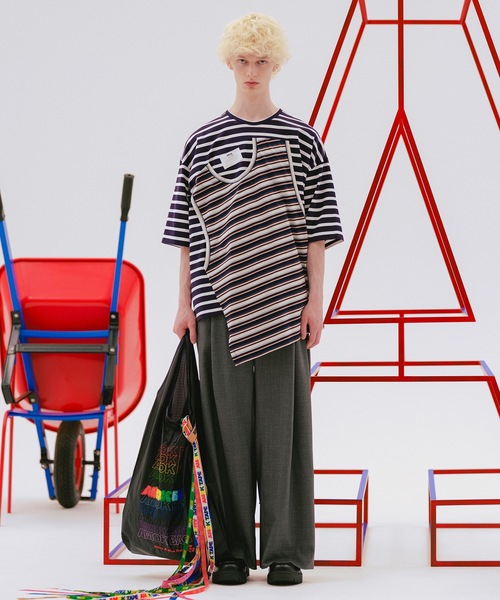 amok（アモク）の「WOOL WIDE TROUSERS（スラックス・メンズ・グレー/ブラック・L/M/S）」の3枚目の写真