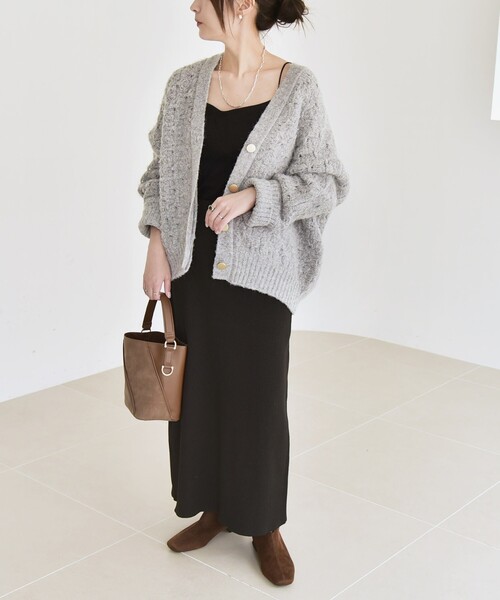 セール】quaranciel:〈手洗い可能〉透かし編み Vネック コンパクト