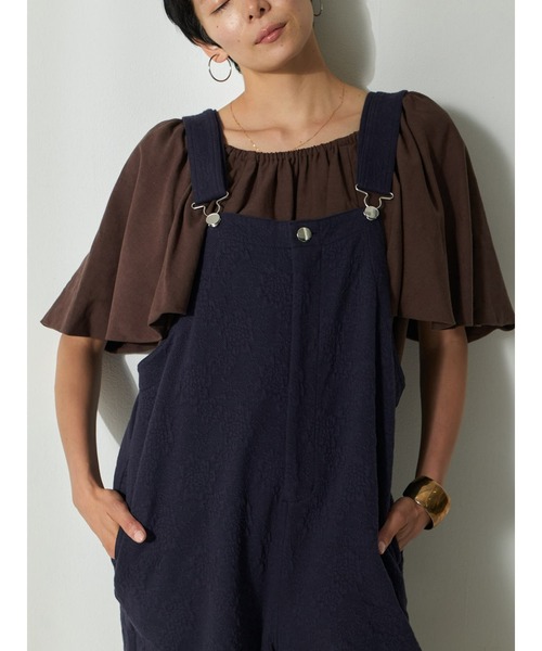 Brown&Street(ブラウンアンドストリート)の「ジャガードフラワーオーバーオール(サロペット/オーバーオール・レディース・ブラック/ネイビー・FREE)」の1枚目の写真